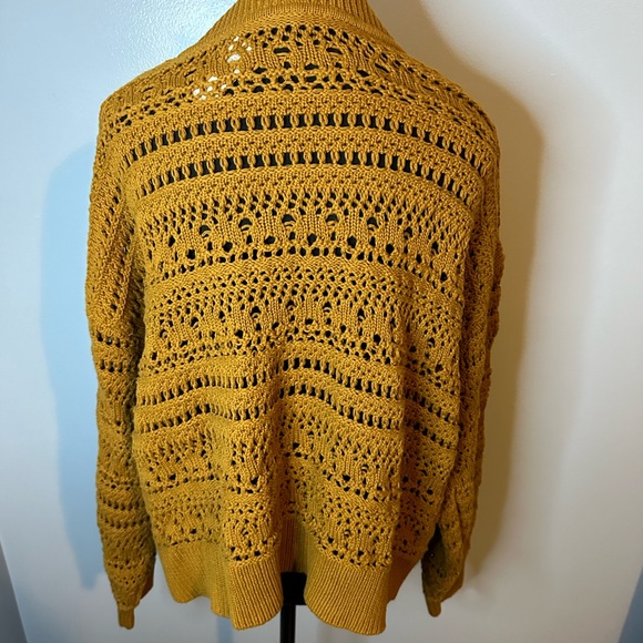 Old Navy Mustard XXL Three Button Cardigan NWT - Picture 2 of 4